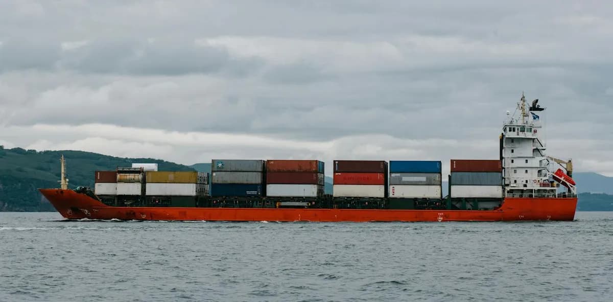 El deshielo del Polo Norte y su impacto en el comercio marítimo